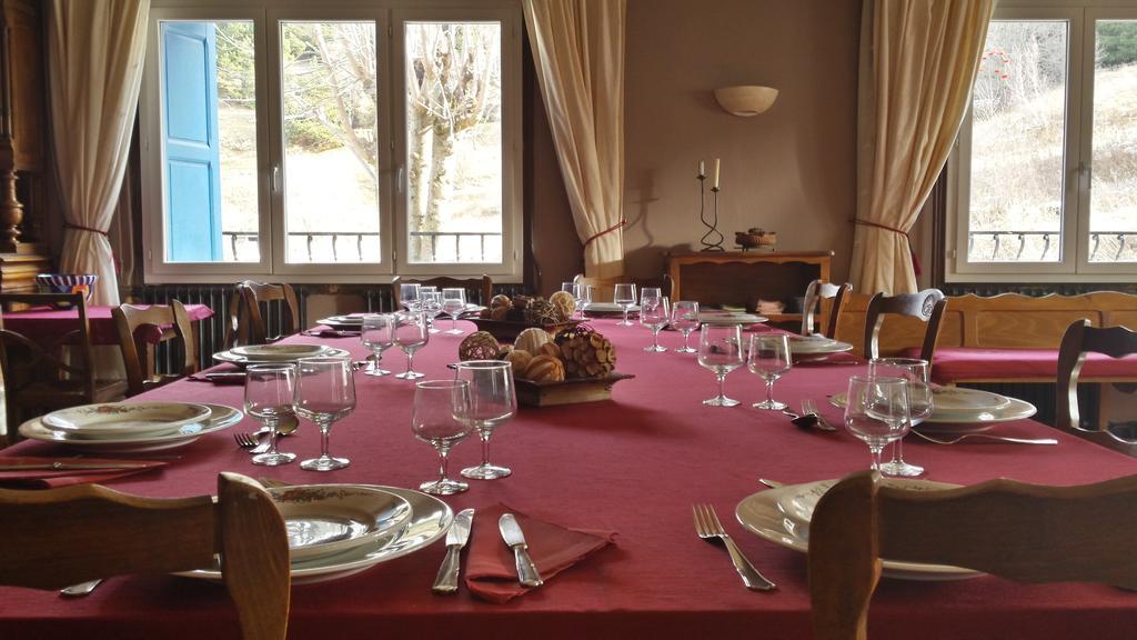 Mouli Del Riu Bed & Breakfast Saint-Pierre-dels-Forcats Exterior foto
